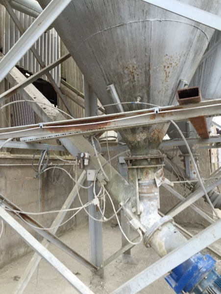 Auger service and maintenance